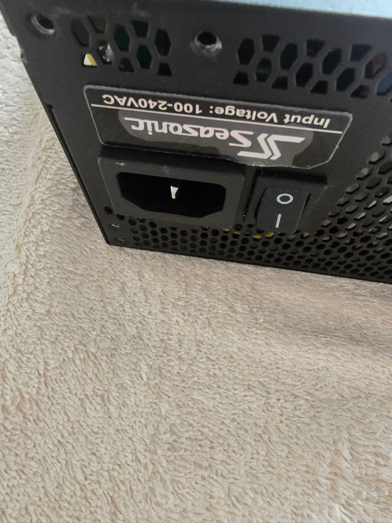 ATX 80+ タイタニウム　seasonic SSR-700TL　ファンレス