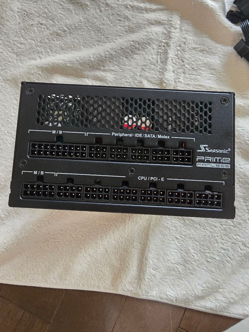 ATX 80+ タイタニウム　seasonic SSR-700TL　ファンレス