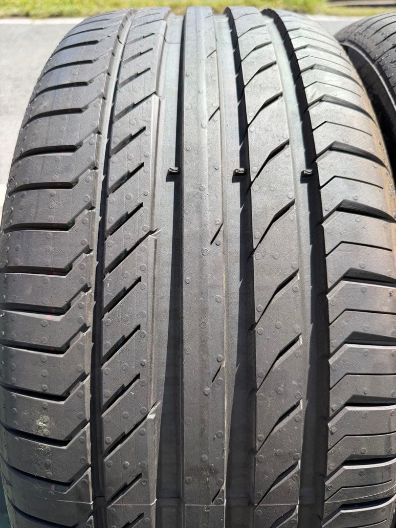 サマータイヤ　245/45R19 2本　コンチネンタル