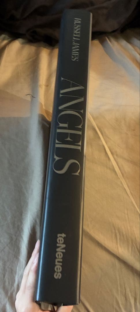 RUSSELL JAMES ANGELS アートブック