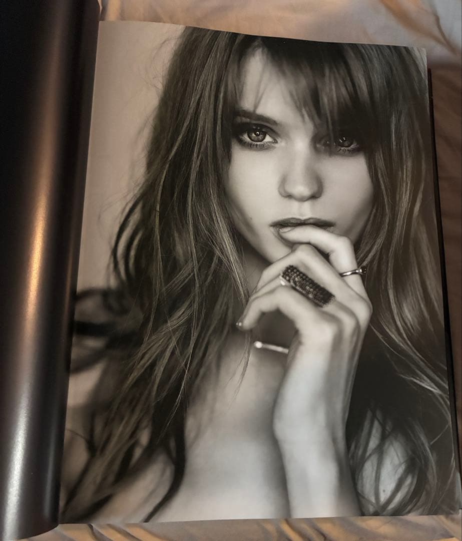 RUSSELL JAMES ANGELS アートブック