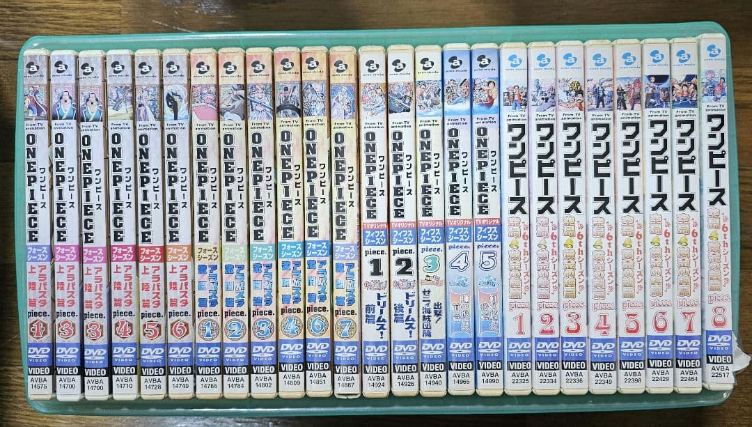 【ジャンク】ONE PIECE アニメDVD 72巻分