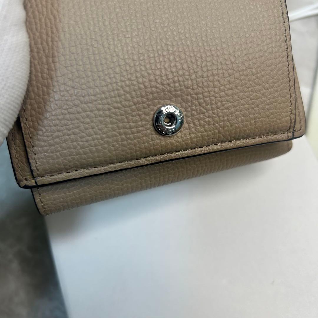 人気色✨ LOEWE ロエベ トライフォールド 三つ折り財布 サンド 箱 袋付