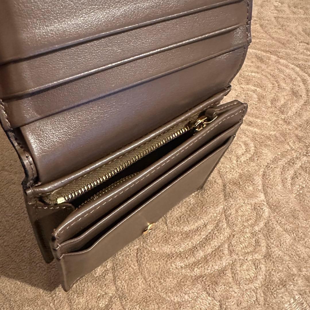 Fendi FFロゴ 二つ折り財布 ブラウン/ブラック