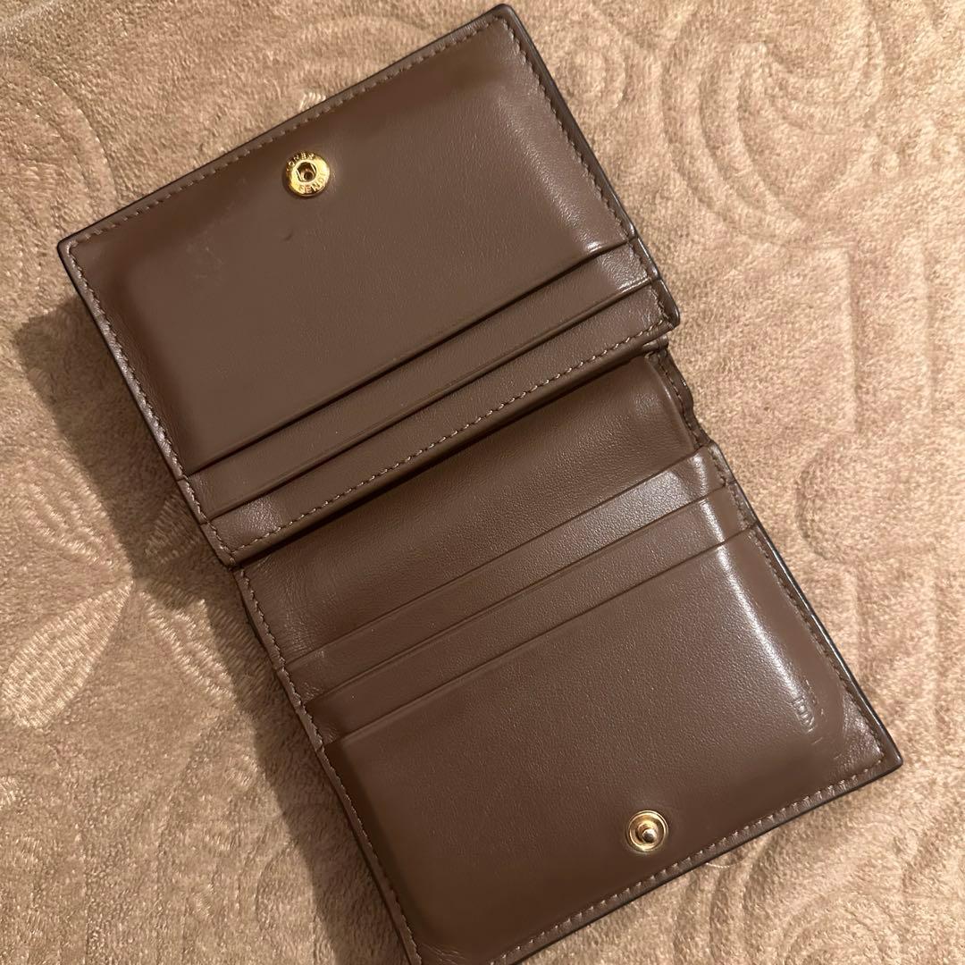 Fendi FFロゴ 二つ折り財布 ブラウン/ブラック
