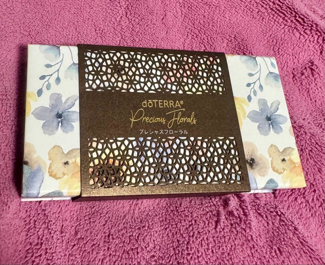 doTERRA プレシャスフローラルコレクション 限定版