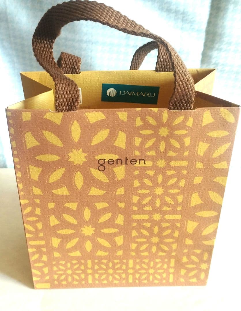 genten　ゲンテン　二つ折り財布 本革 レディース