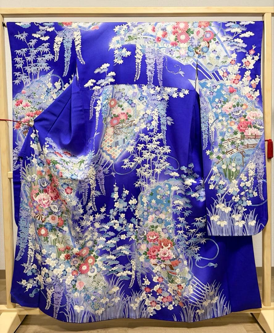 A5 ◆着物くつろぎ 花々模様 青紫色系 正絹 袷 振袖 着物 K10