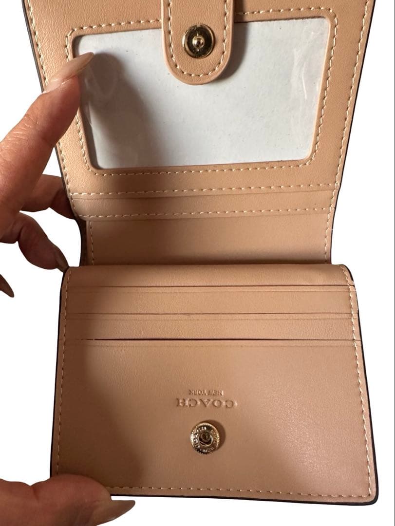 COACHコーチ ミニ財布 猫キャット レザー アイボリー コンパクトウォレット