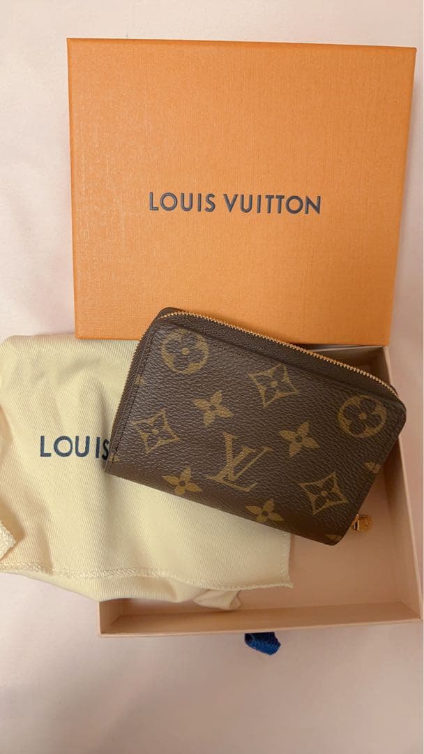 Louis Vuitton ルイヴィトン　ポルトフォイユ・ルー　財布