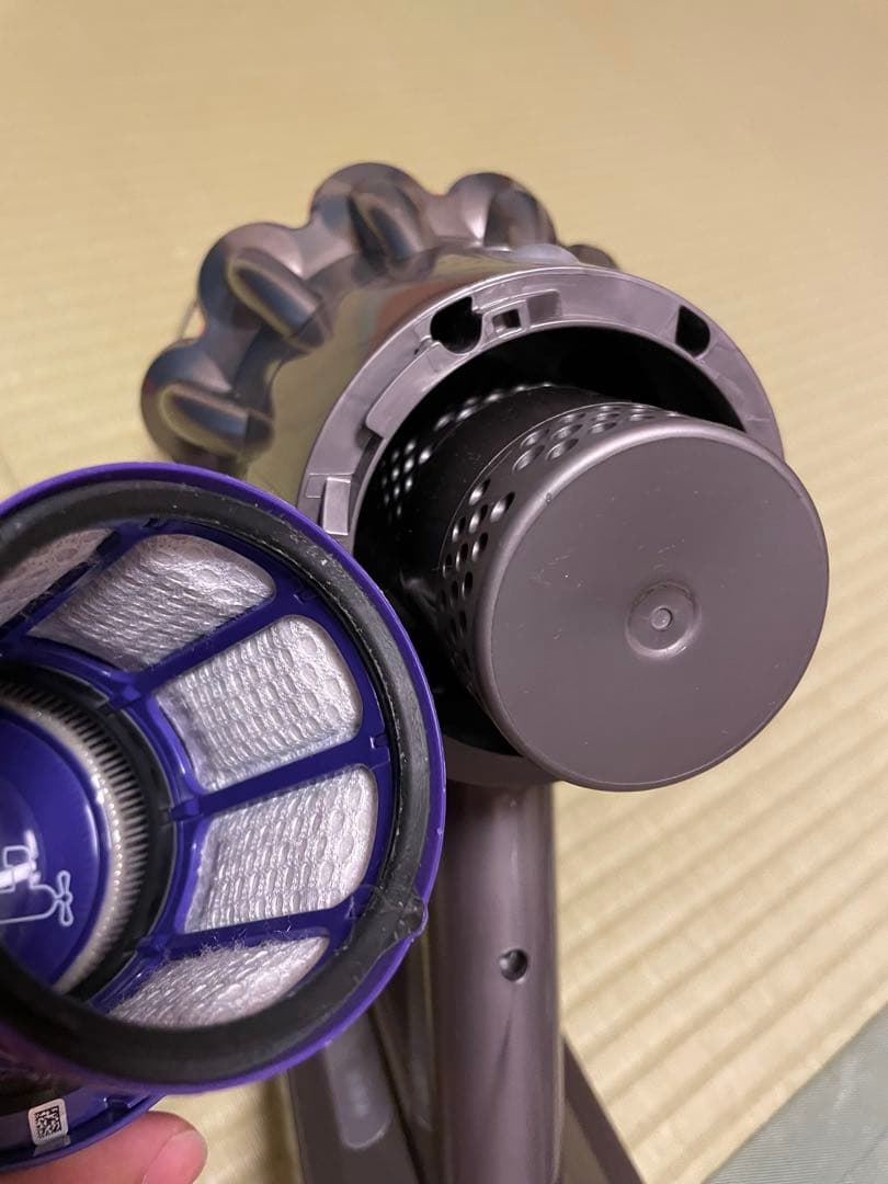 Dyson スティッククリーナー　ダイソン　sv12 v10 動作品