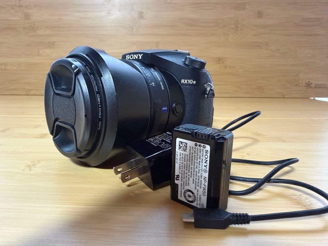 デジタルカメラ SONY RX10M3