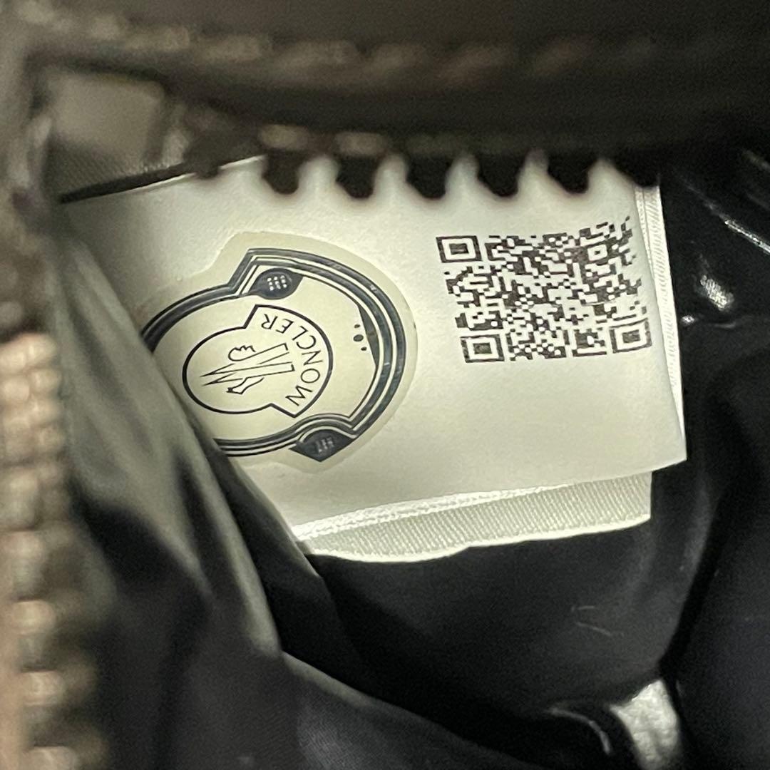 ⭐️美品　MONCLER ブラック ボストンバッグ