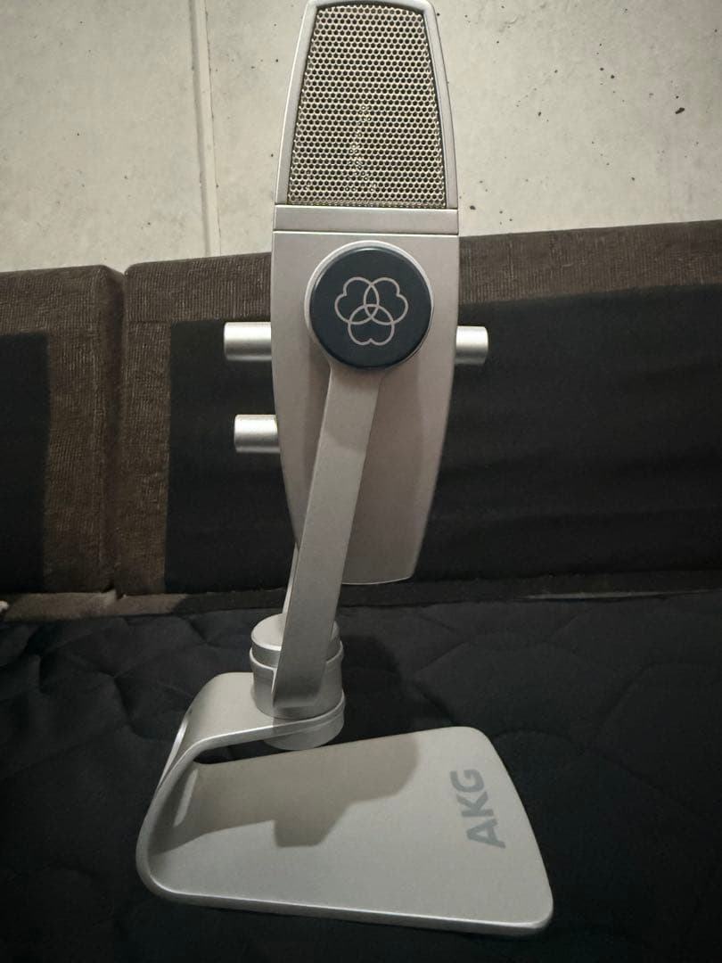AKG Lyra-Y3 コンデンサーマイク（マイクスタンドセット付）