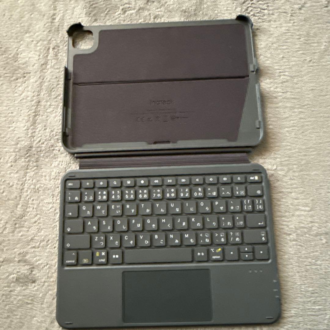 iPad a16 第11世代モデル対応キーボードケース