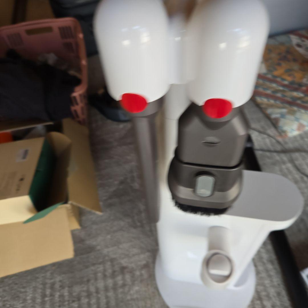 DysonSV12 コードレスクリーナー リリリ様ご依頼品 他購入禁止