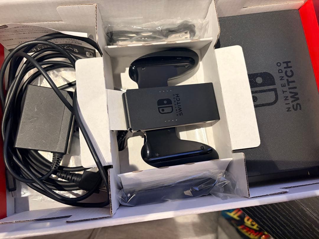 Nintendo Switch バッテリー強化版 美品