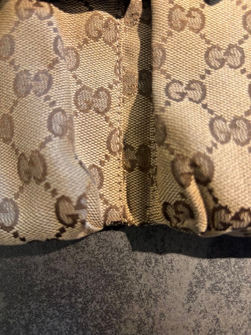 GUCCI ウエストポーチボディバッグGGキャンバス シェリーラインブラウン