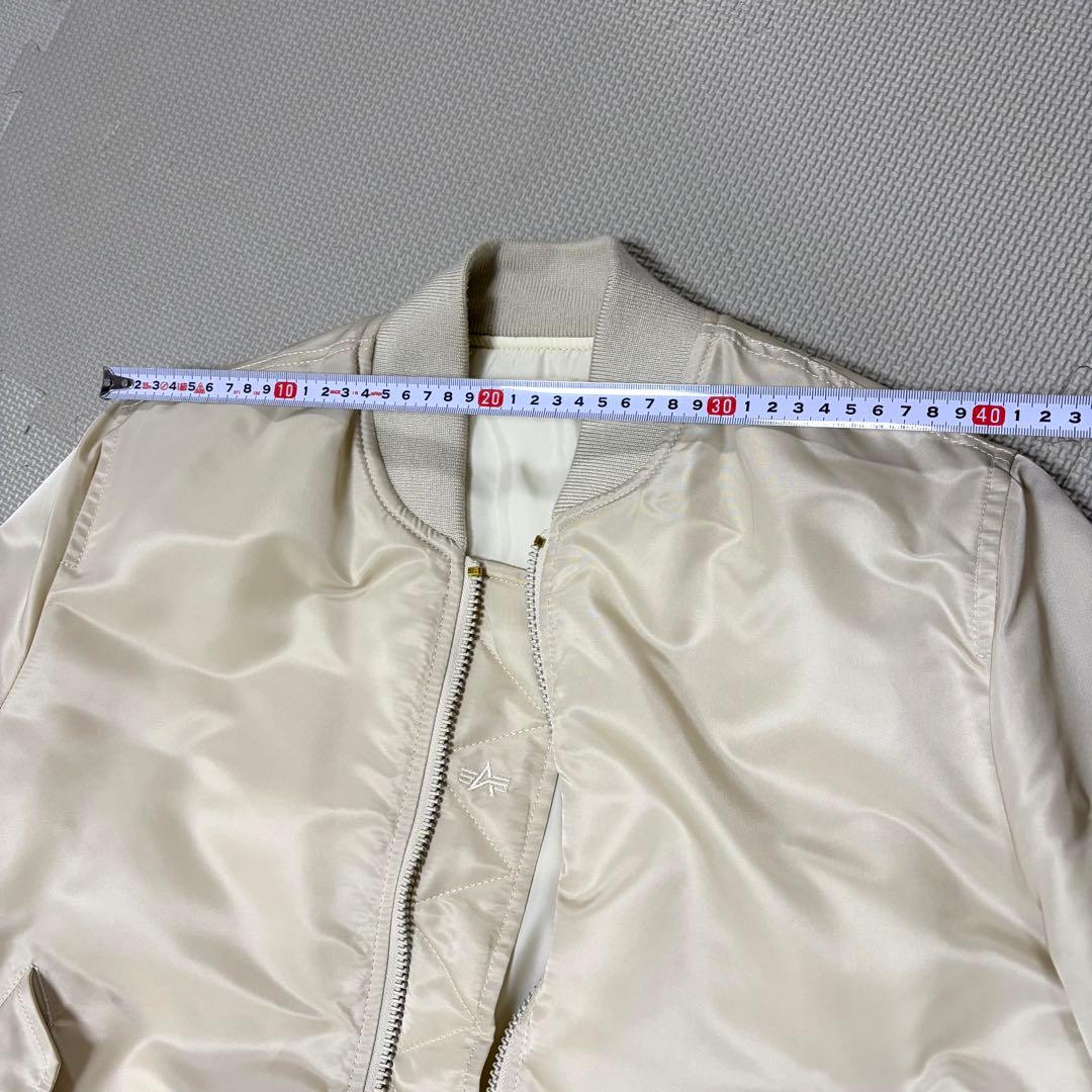 【美品】アルファインダストリーズ MA-1 白
