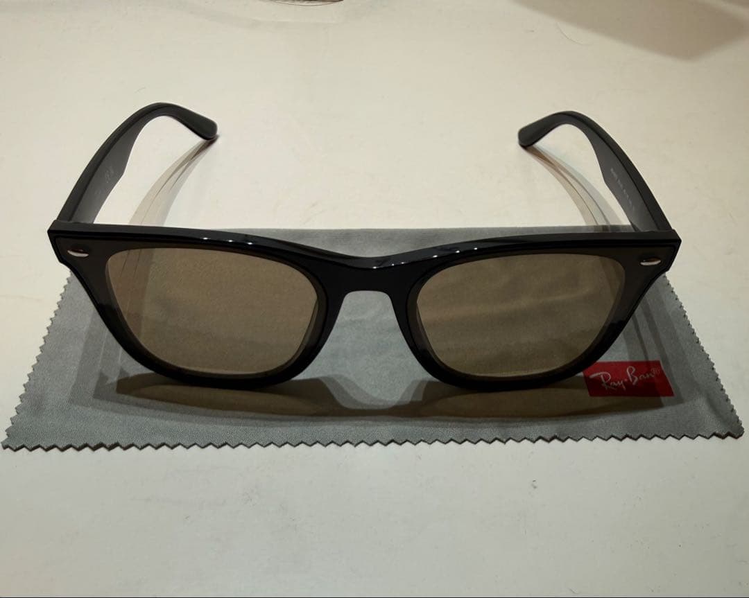 Ray-Ban ウェイファーラー　0RB4391D サングラス　ケース付き