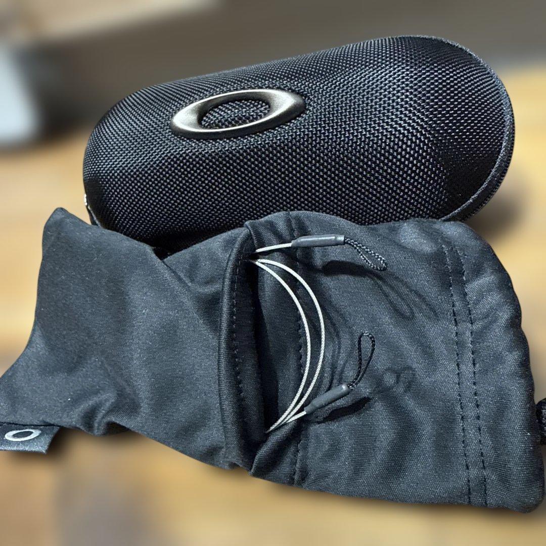 超美品　Oakley クリフデン　ブラック/オレンジ