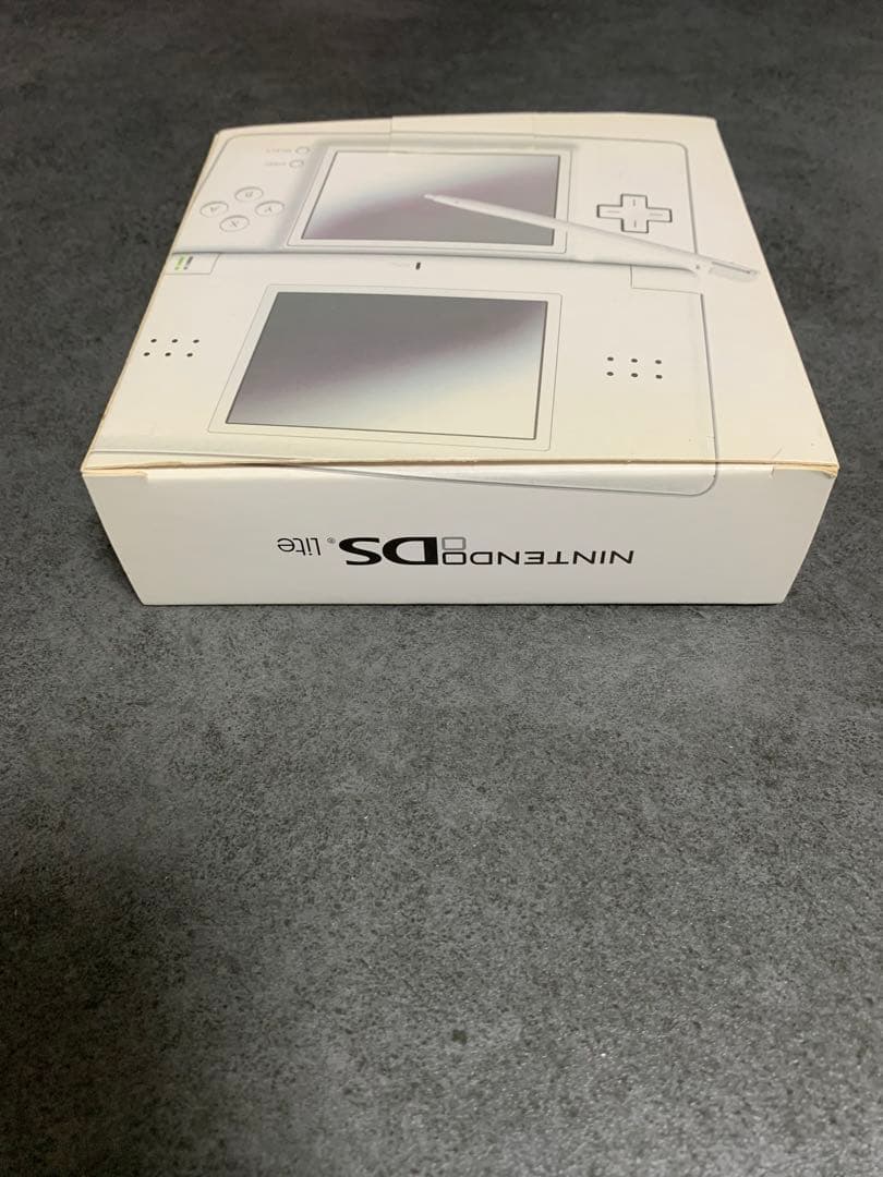 Nintendo DS Lite Crystal White本体