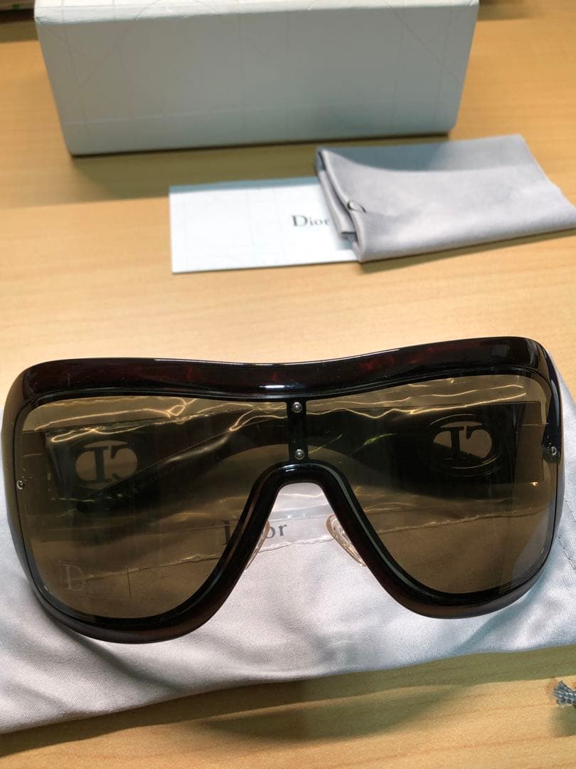 Dior　ディオール　サングラス　ヴィンテージ　大きめフレーム