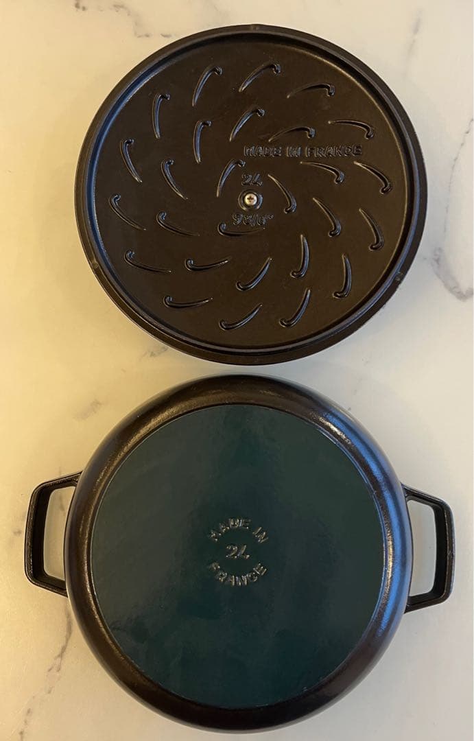 Staub（ストウブ）　ブレイザーソテーパン（24cm）　ブラック　黒