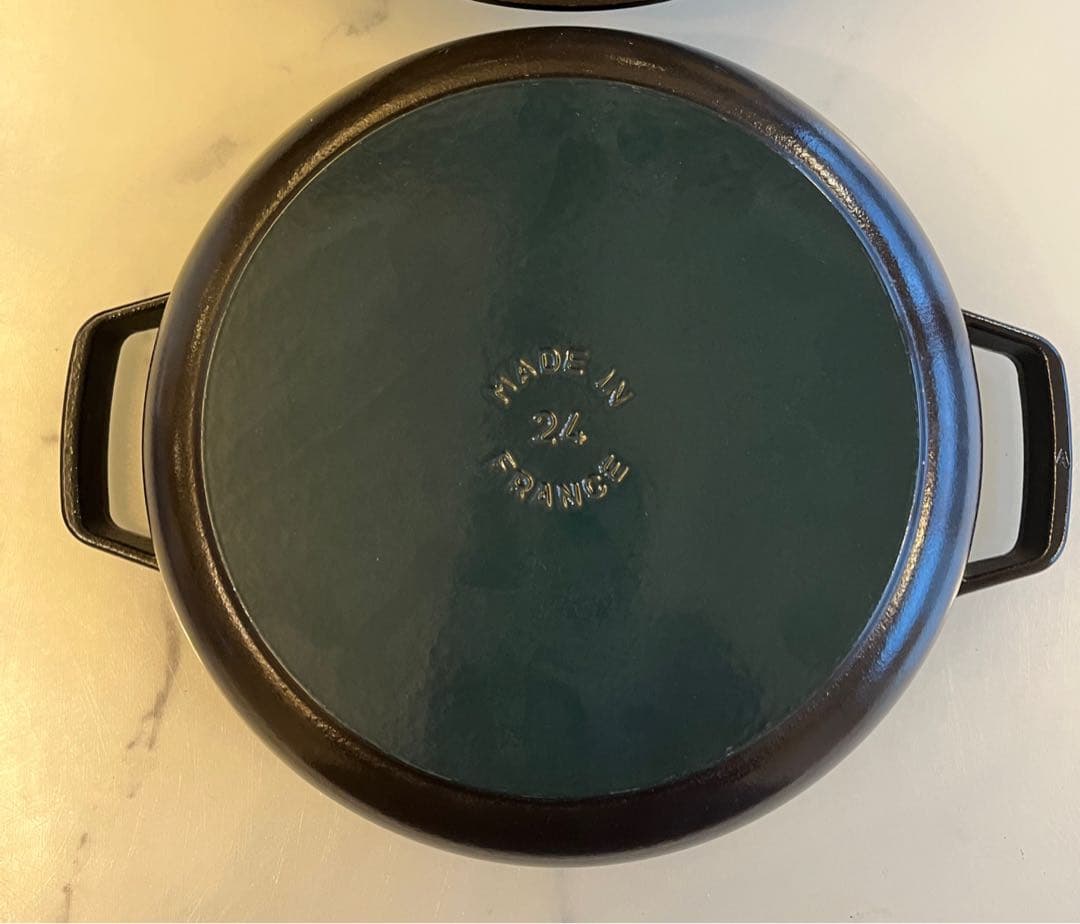 Staub（ストウブ）　ブレイザーソテーパン（24cm）　ブラック　黒