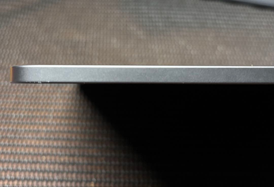 本日限定値下げ　Apple iPad Pro 11インチ　箱•カバー付 即日発送