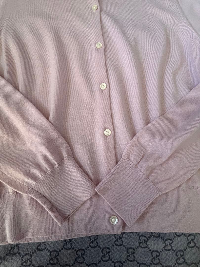 UNTITLEDウール100カーディガン未使用品