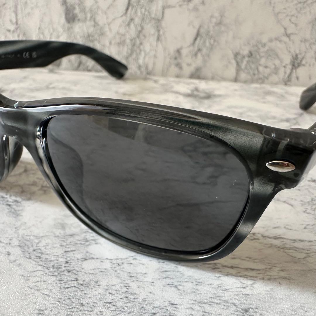 美品 RayBan RB2132-F NEW WAYFARER マーブル