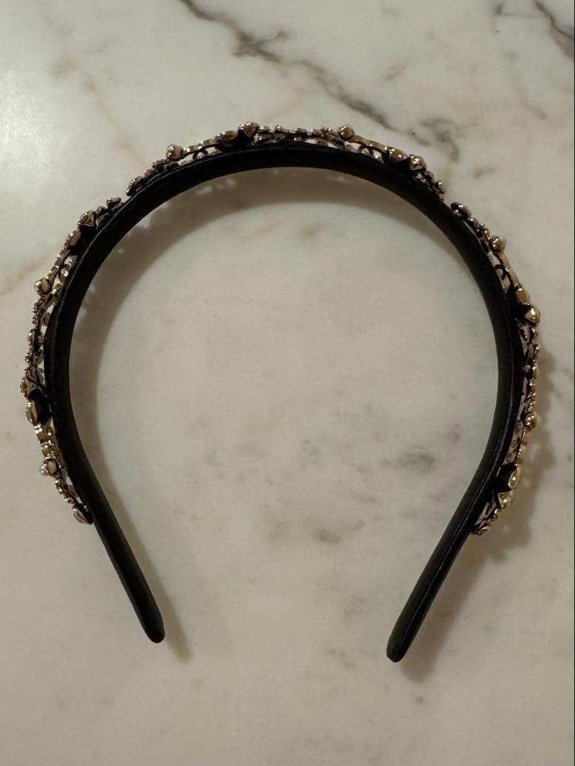 CHANEL シャネル カチューシャ 黒✖︎ゴールド レア　ヘアアクセサリー 装飾