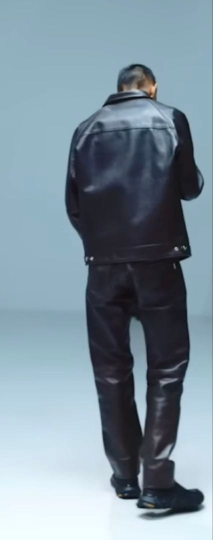 old gap レザーパンツ　ブラック　ストレート　IO着用