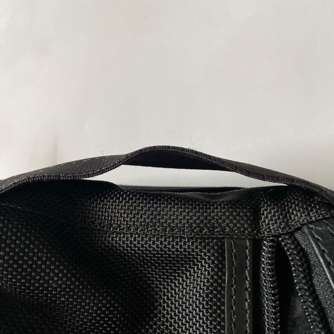 TUMI トラベルポーチ ブラック
