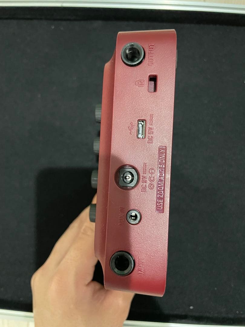 ZOOM B1 FOUR マルチエフェクトプロセッサー