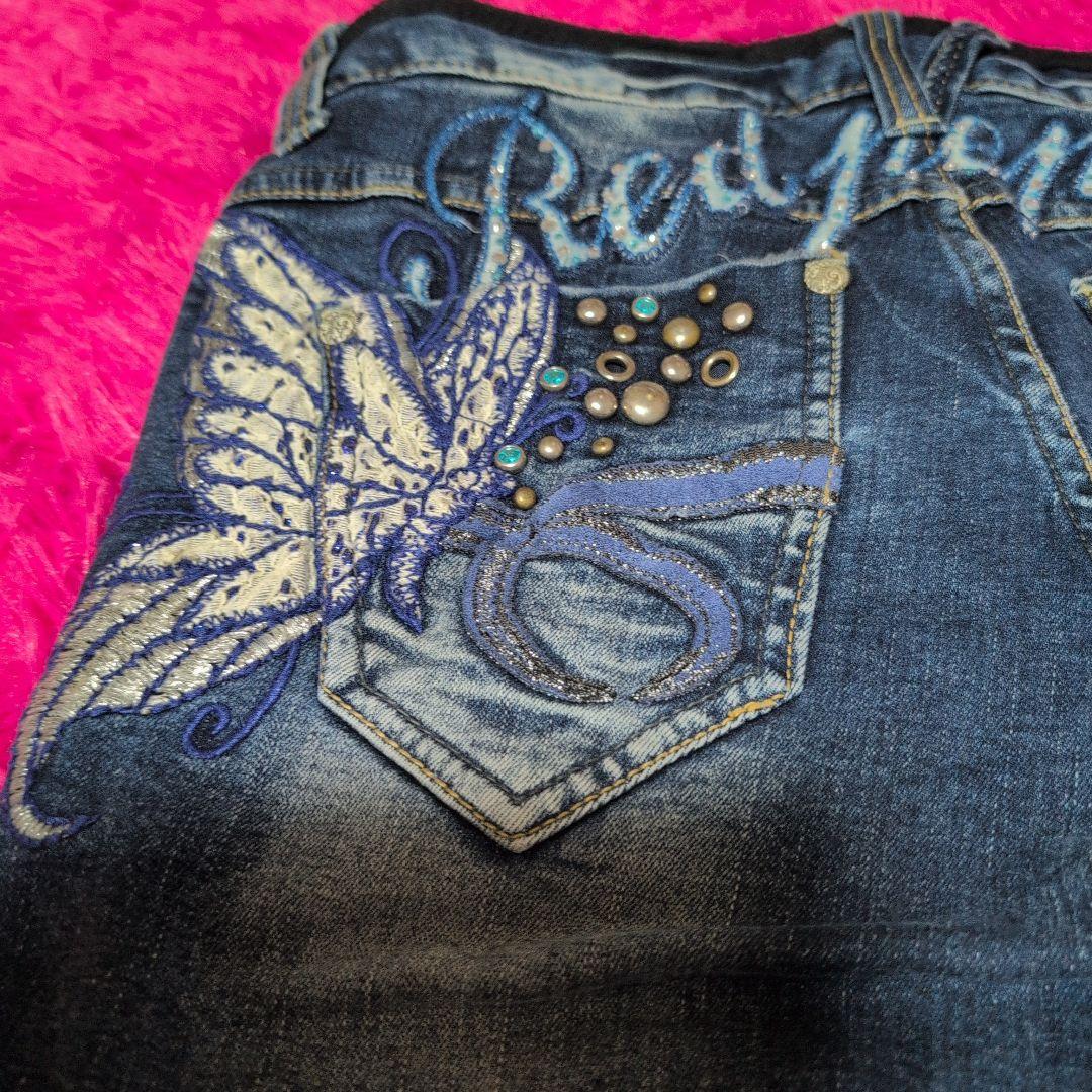 Redpepper ブルーの蝶の刺繍デニム