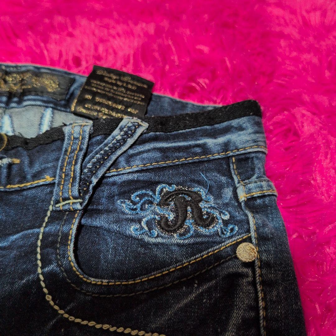 Redpepper ブルーの蝶の刺繍デニム