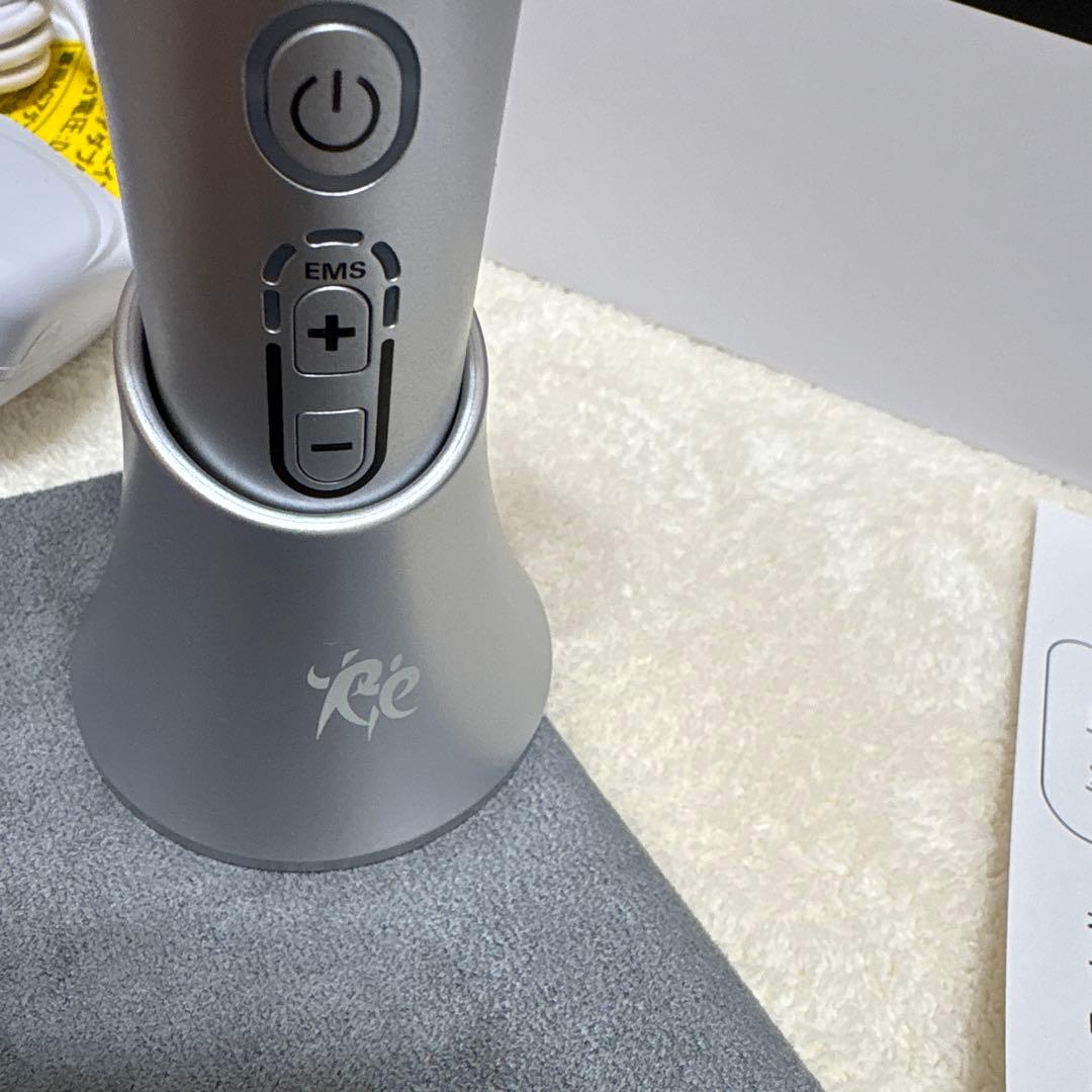 Renaissance EMS美顔器 スタイリーフェイス　シルバー