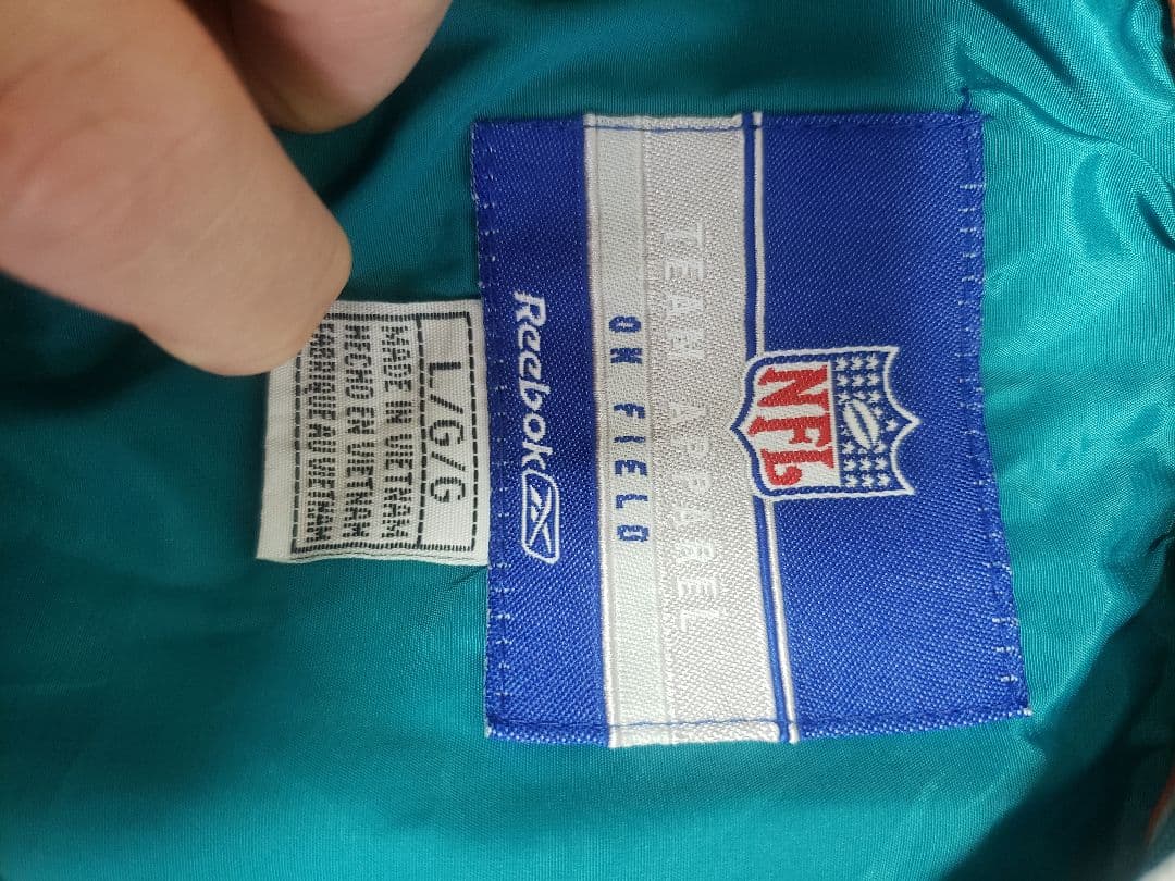 Miami Dolphins マイアミドルフィンズ　ナイロンプルオーバー