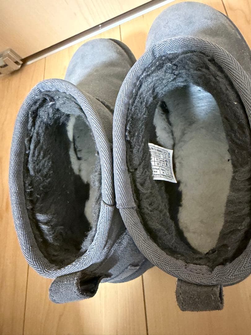 UGG ムートンブーツ、Classic Ultra Mini Platform