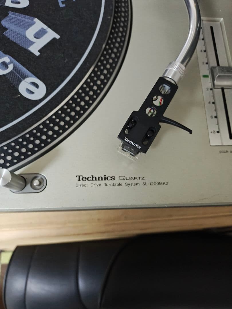 Technics SL-1200MK2 ターンテーブル
