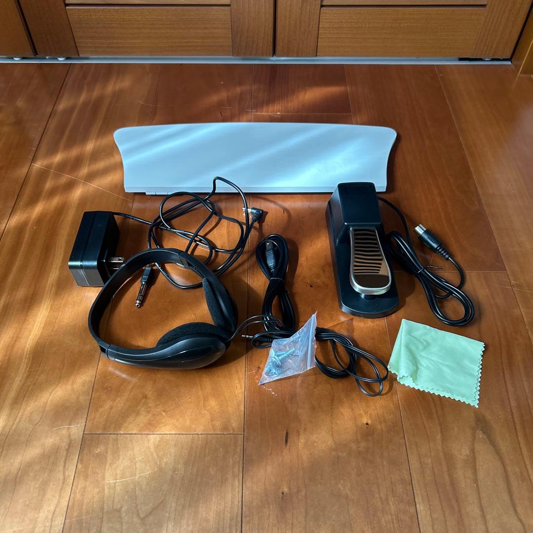 ちびゆう様　美品　carina88鍵盤電子ピアノ