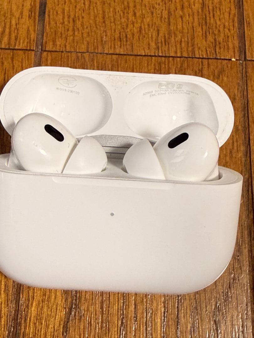 AirPods pro第二世代　USB-C 充電器なし