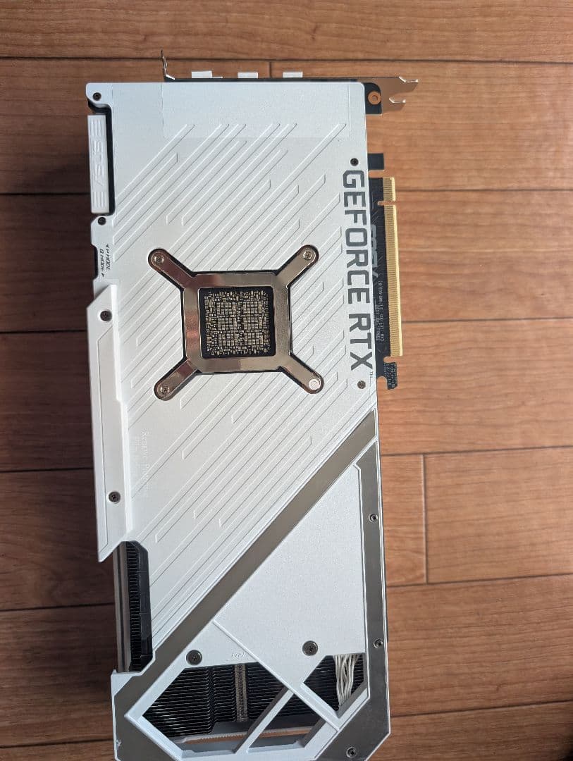 GeForce RTX 3090 ホワイト