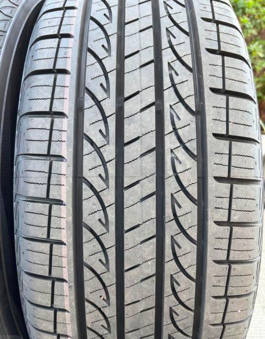 RAV4 YOKOHAMA 235/55/19 2本セット【引取り限定】