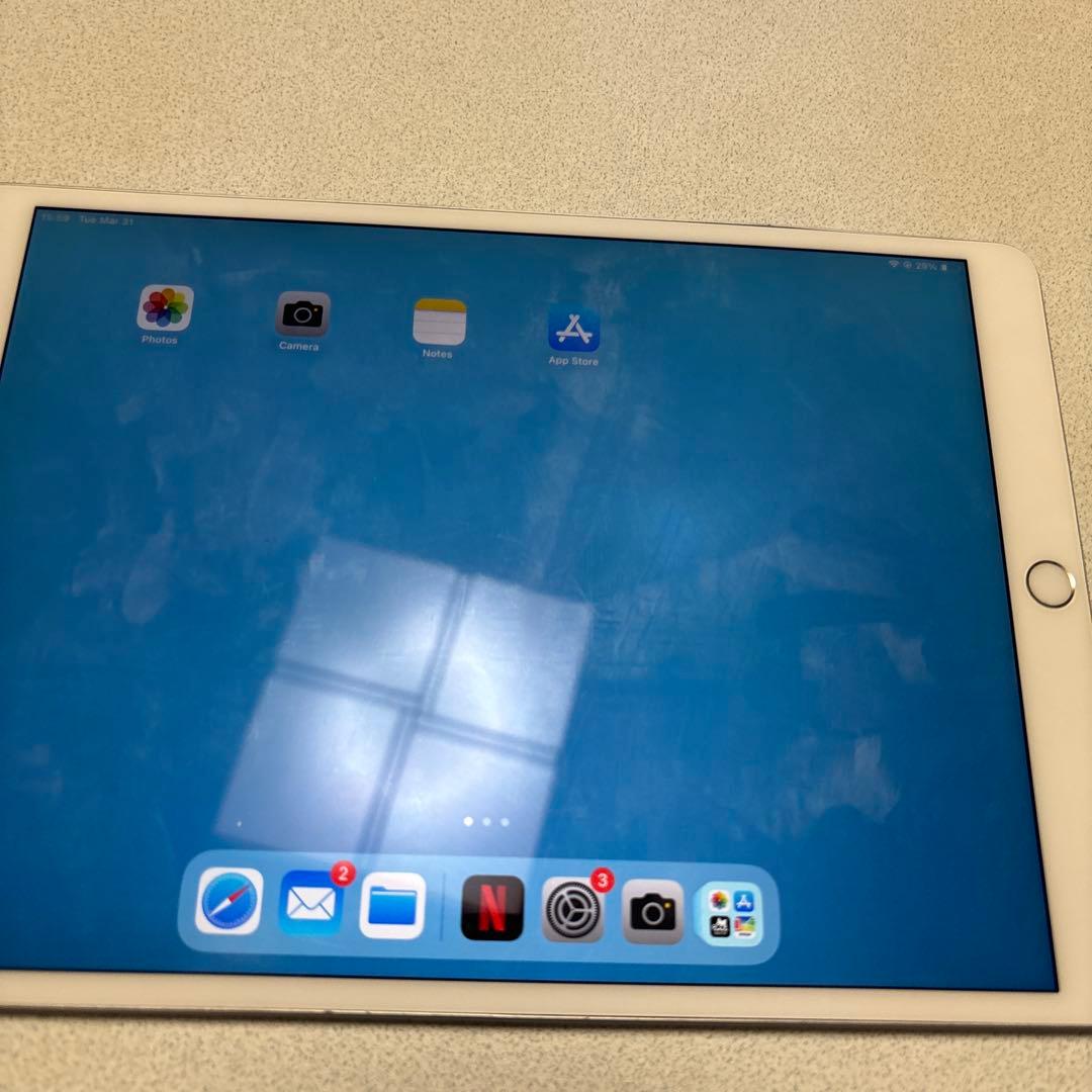 Apple iPad Air 第3世代　wi-fi ホワイトスポット有り