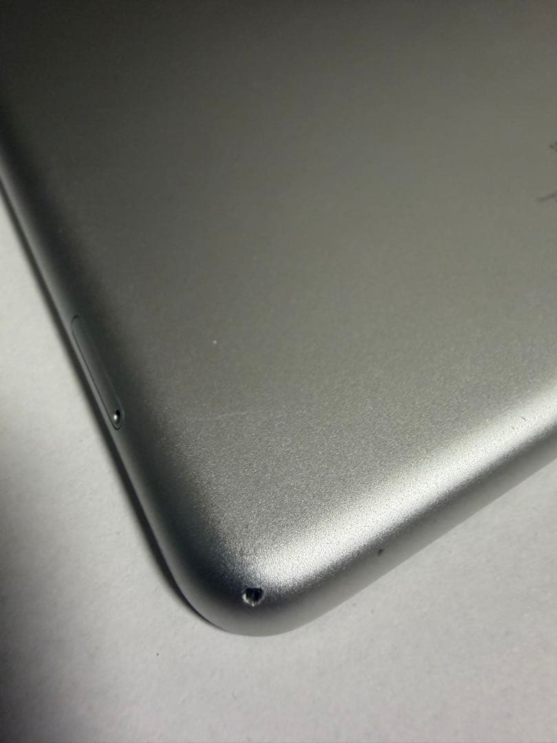 iPad 第6世代 32GB バッテリー最大容量:88%