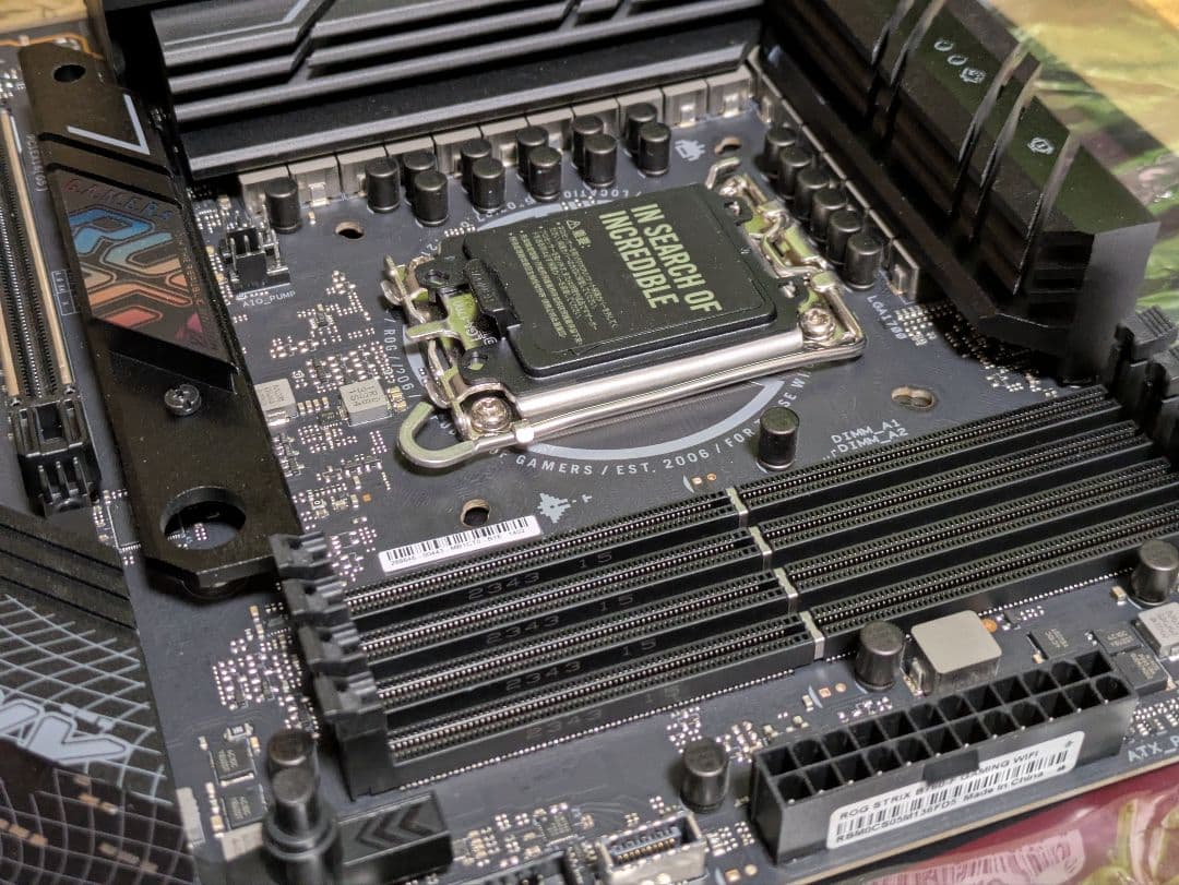 L*a様 ROG STRIX B760-F GAMING WIFI マザーボード