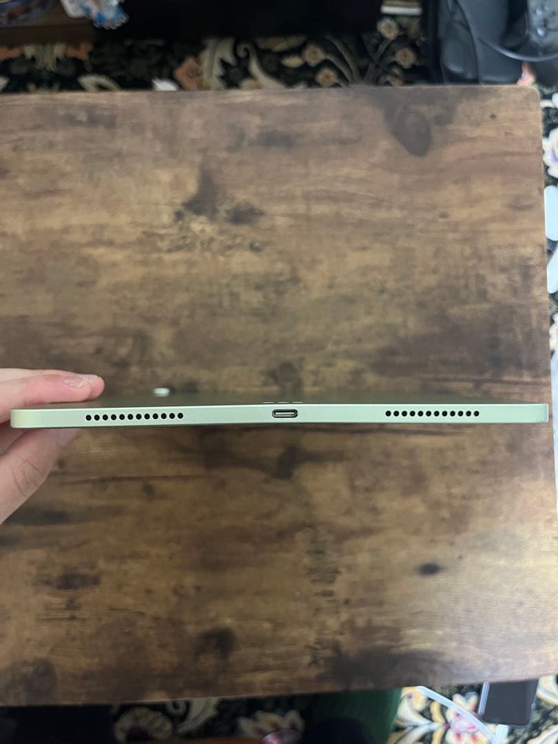 ipad air グリーン　本体